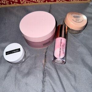 Makeup bundle